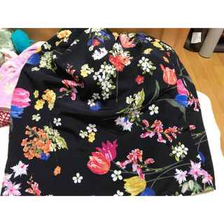 トッコ(tocco)のtocco closet 花柄スカート 最終価格(ひざ丈スカート)