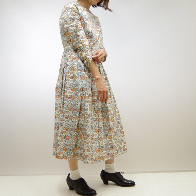 YAECA ♡ リバティ オーチャード ワンピース YAECA ♡ リバティ オーチャード ワンピース