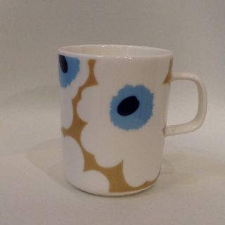 マリメッコ(marimekko)の新品★マリメッコmarimekko unikkoマグカップ★北欧★送料込(グラス/カップ)