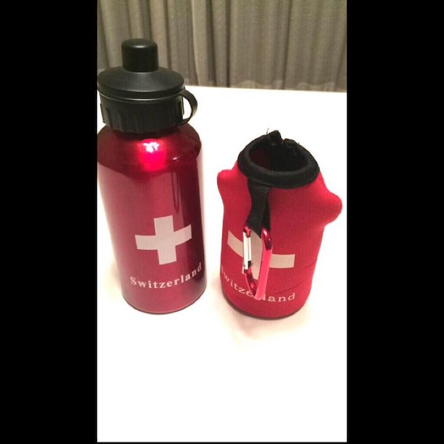 スイスの水筒とカバー その他のその他(その他)の商品写真