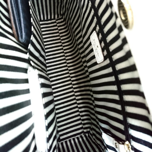 kate spade】トートバッグ(保存袋つき) kate spade】トートバッグ(保存袋つき)