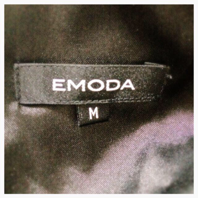 EMODA(エモダ)のEMODAノースリーブ レディースのトップス(Tシャツ(半袖/袖なし))の商品写真
