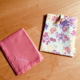 ローラアシュレイ(LAURA ASHLEY)のrinさま専用 お値下げ♡ ローラアシュレイ オムツ替えシート(おむつ替えマット)