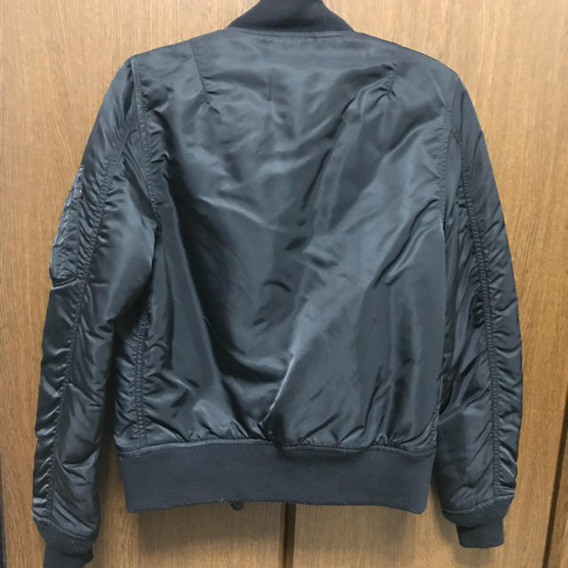 ALPHA INDUSTRIES(アルファインダストリーズ)の【ALPHA】MA-1 レディースのジャケット/アウター(ブルゾン)の商品写真