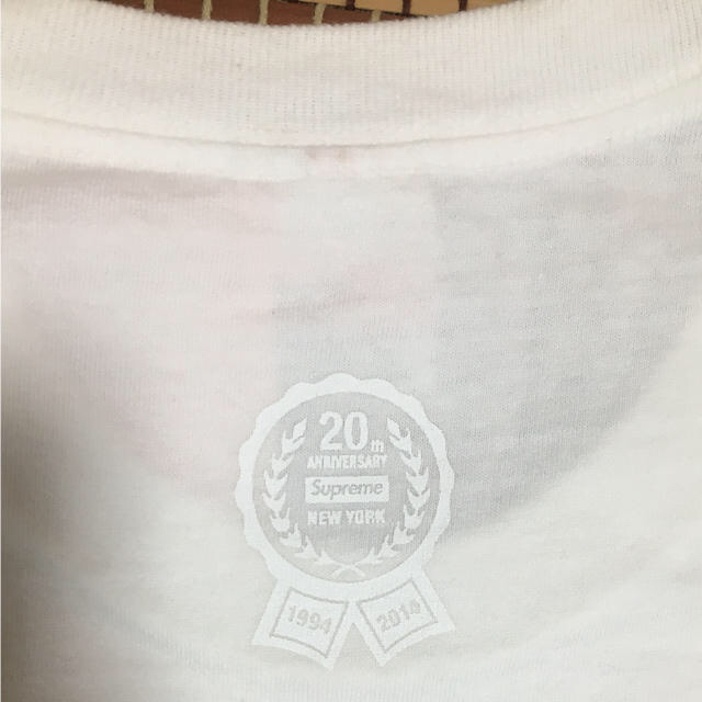 Supreme Tシャツ 20周年記念の通販 by すわぎー's shop｜シュプリームならラクマ - supreme boxlogo 在庫高品質