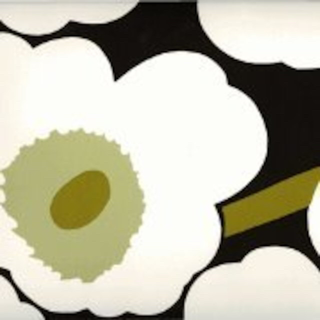 Marimekko 残りわずか 壁紙 Unikko ホワイト グリーン ブラック 廃盤の通販 By Maggie S Shop マリメッコならラクマ