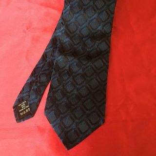 ヴェルサーチ(VERSACE)のネクタイ①⑦ヴェルサーチ VERSACE(ネクタイ)