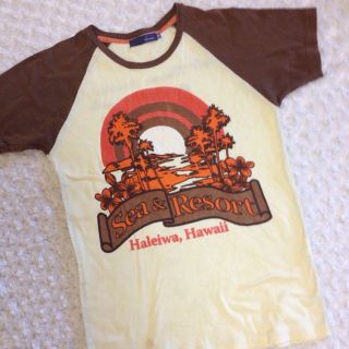 クリームイエローTシャツ(その他)