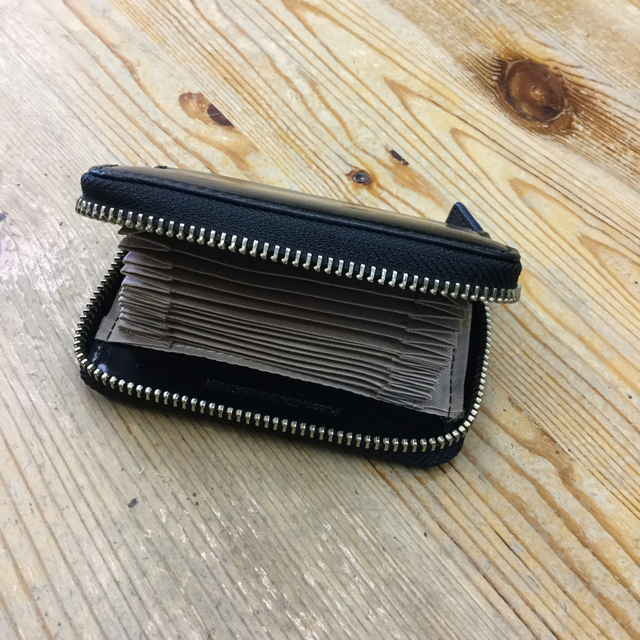 名刺入れ　カードケース プッチーニ イタリアンレザー MR-123 黒 メンズのファッション小物(名刺入れ/定期入れ)の商品写真