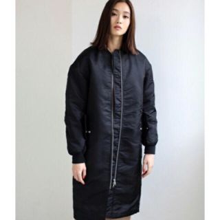 アズールバイマウジー(AZUL by moussy)の美品 ロング丈中綿MA-1(ブルゾン)