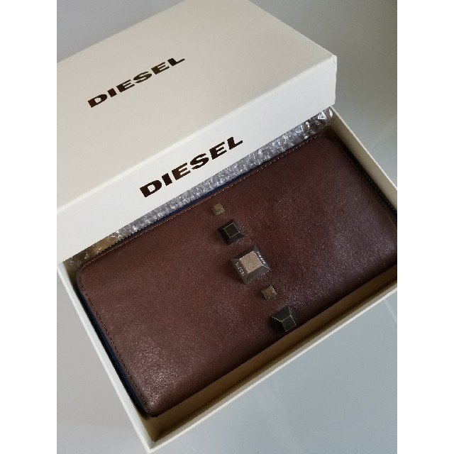 DIESEL(ディーゼル)の新品】DIESELディーゼル / ラウンドジップ/ 長財布 ウォレット/  メンズのファッション小物(長財布)の商品写真