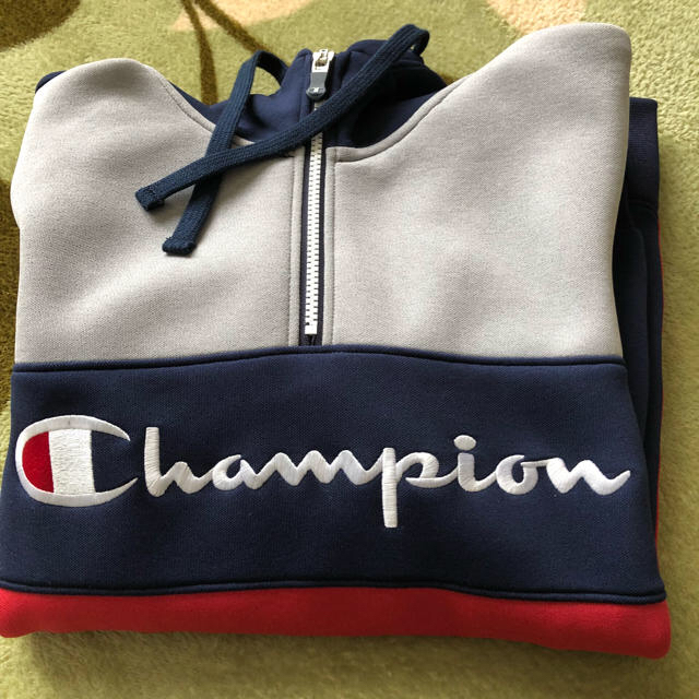 Champion(チャンピオン)のチャンピオン パーカー メンズのトップス(パーカー)の商品写真