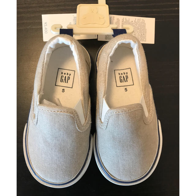 babyGAP(ベビーギャップ)の【新品 GAP】スリッポンシューズ size5 12.5cm キッズ/ベビー/マタニティのベビー靴/シューズ(~14cm)(スリッポン)の商品写真