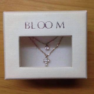 ブルーム(BLOOM)のBLOOM♡二連ダイヤクロスネックレス(ネックレス)