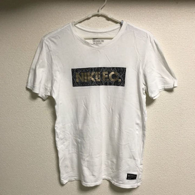 NIKE(ナイキ)のNIKE F.C. ナイキ Tシャツ メンズのトップス(その他)の商品写真