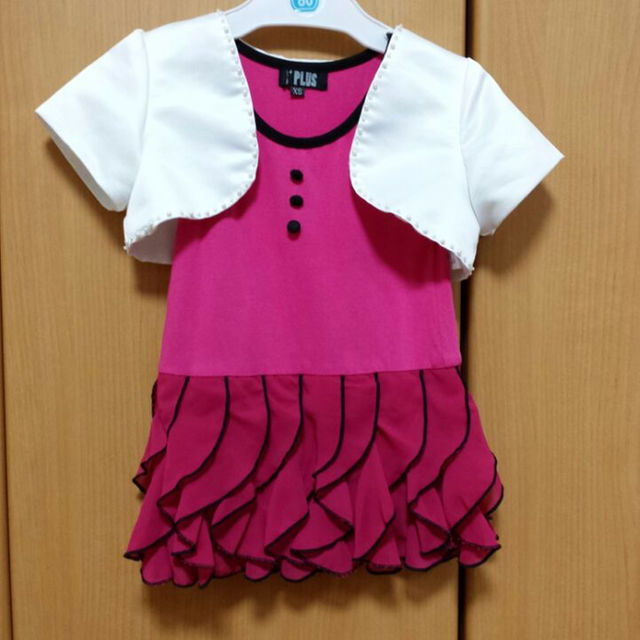 値下げ🎵【100】ボレロ👧 キッズ/ベビー/マタニティのキッズ服女の子用(90cm~)(ドレス/フォーマル)の商品写真