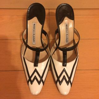 マノロブラニク(MANOLO BLAHNIK)のpurr様ご専用 Manolo Blahnikマノロブラニク白黒配色ミュール(ハイヒール/パンプス)