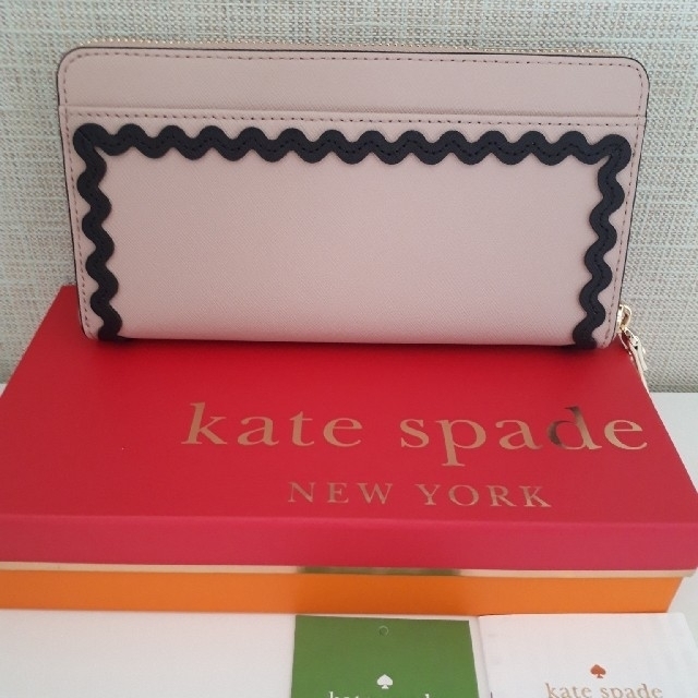 kate spade new york(ケイトスペードニューヨーク)の◆新品◆ケイトスペード　キャメロンストリートレイシー長財布 レディースのファッション小物(財布)の商品写真