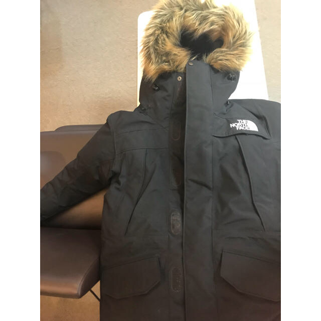 THE NORTH FACE(ザノースフェイス)のノースフェイス ダウン アンタークティカパーカー 黒 S メンズのジャケット/アウター(ダウンジャケット)の商品写真