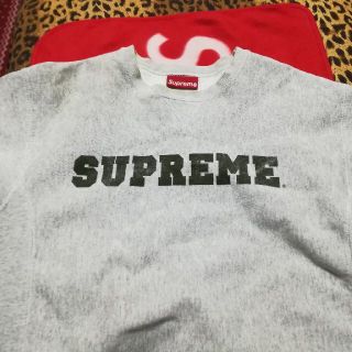 シュプリーム(Supreme)のシュプリーム　クルーネック　スウェット(スウェット)