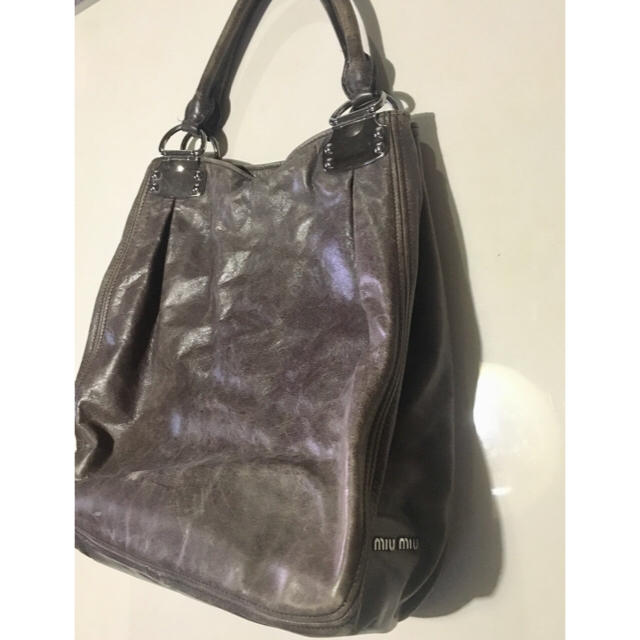 miumiu バッグ グレー ショルダー トート miumiu バッグ グレー ショルダー トート