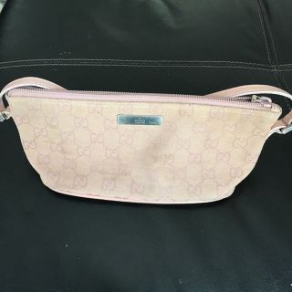 グッチ(Gucci)のGUCCIミニバック(ボディバッグ/ウエストポーチ)