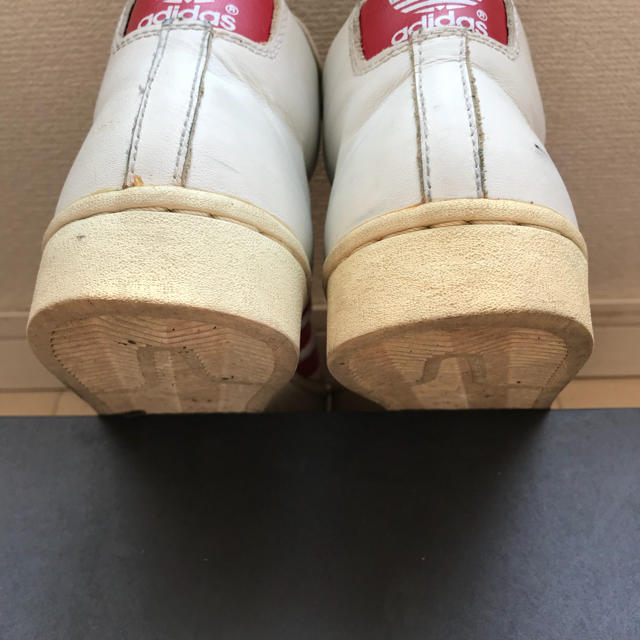 adidas(アディダス)のアディダス プロモデル 赤 白 us8 メンズの靴/シューズ(スニーカー)の商品写真