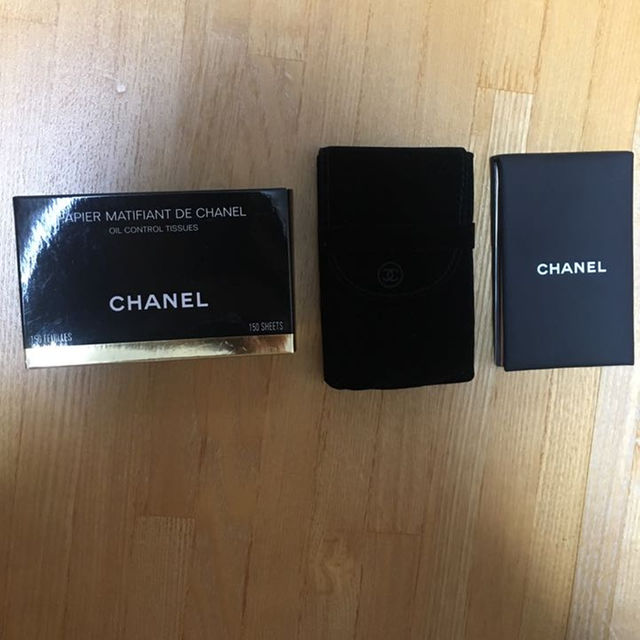 CHANEL(シャネル)のシャネル あぶらとり紙 コスメ/美容のキット/セット(コフレ/メイクアップセット)の商品写真