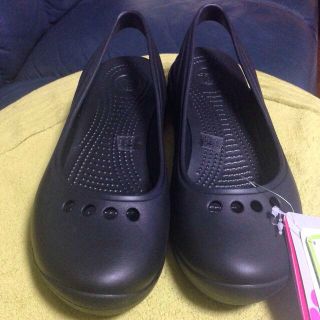 クロックス(crocs)の新品未使用！crocs＊黒パンプス(ハイヒール/パンプス)