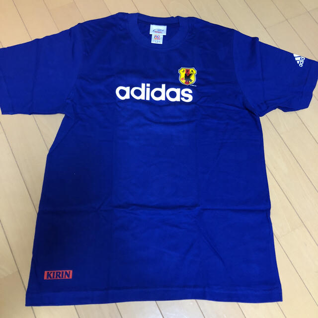 adidas(アディダス)のかおり様専用　KIRIN 非売品 アディダス サッカーT スポーツ/アウトドアのサッカー/フットサル(記念品/関連グッズ)の商品写真