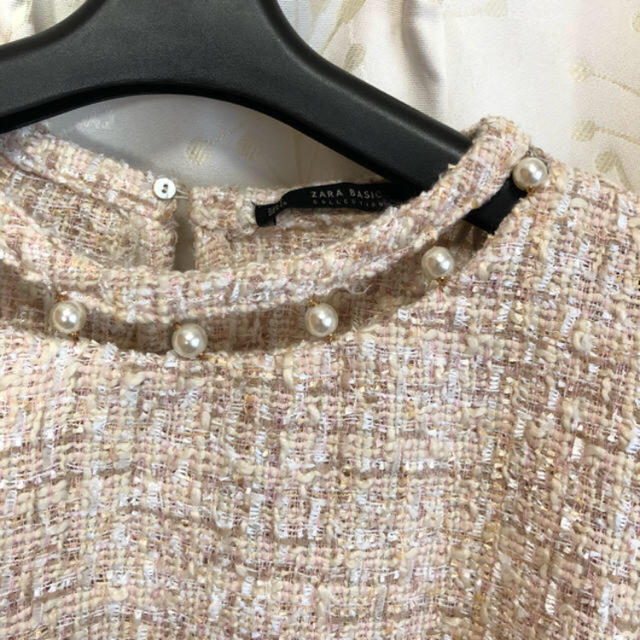 ZARA(ザラ)のZARA ツイード パールトップス レディースのトップス(カットソー(長袖/七分))の商品写真