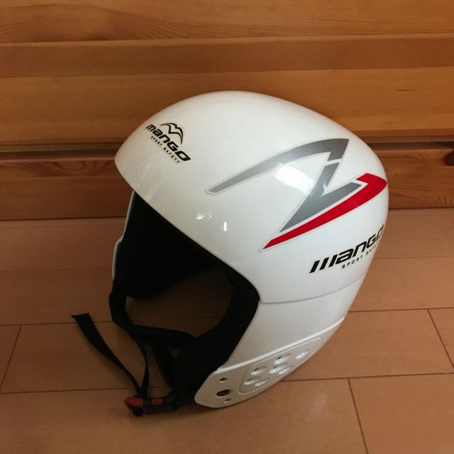 MANGO(マンゴ)のスキー ヘルメット MANGO サイズ:55cm〜58cm スポーツ/アウトドアのスノーボード(その他)の商品写真