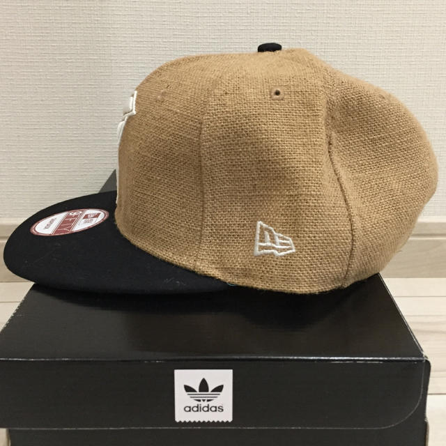 NEW ERA(ニューエラー)のFAMOUS キャップ 新品 メンズの帽子(キャップ)の商品写真