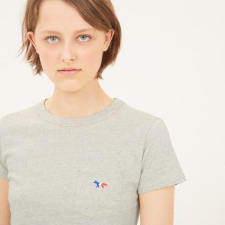 メゾンキツネ(MAISON KITSUNE')の新品 maison kitsune キツネ 半袖Tシャツ(Tシャツ(半袖/袖なし))