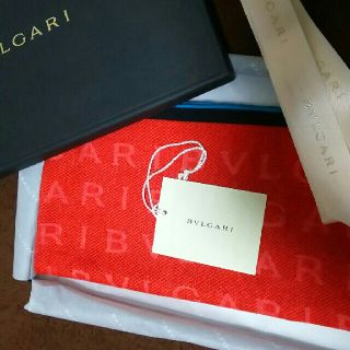 ブルガリ(BVLGARI)の★美品★BVLGARI スカーフ ロゴグラム 赤(バンダナ/スカーフ)