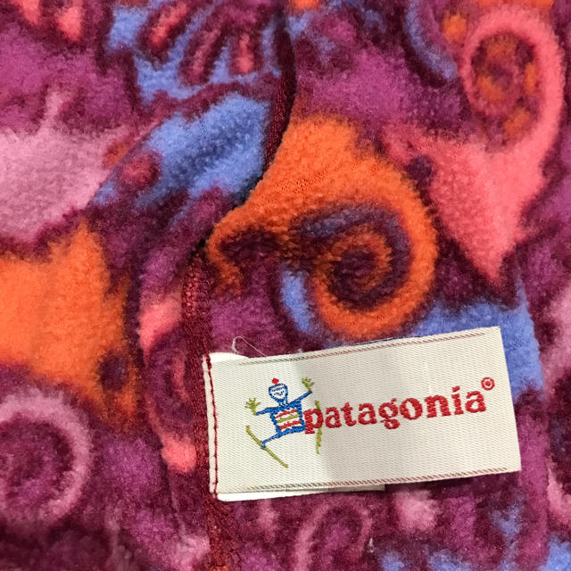 patagonia(パタゴニア)のpatagonia  パタゴニア ベビー キッズ フリース パーカー キッズ/ベビー/マタニティのベビー服(~85cm)(ジャケット/コート)の商品写真