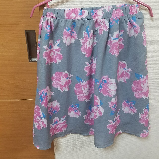 CECIL McBEE(セシルマクビー)のCECIL McBEE　フレアスカート　処分品セール‼ レディースのスカート(ひざ丈スカート)の商品写真