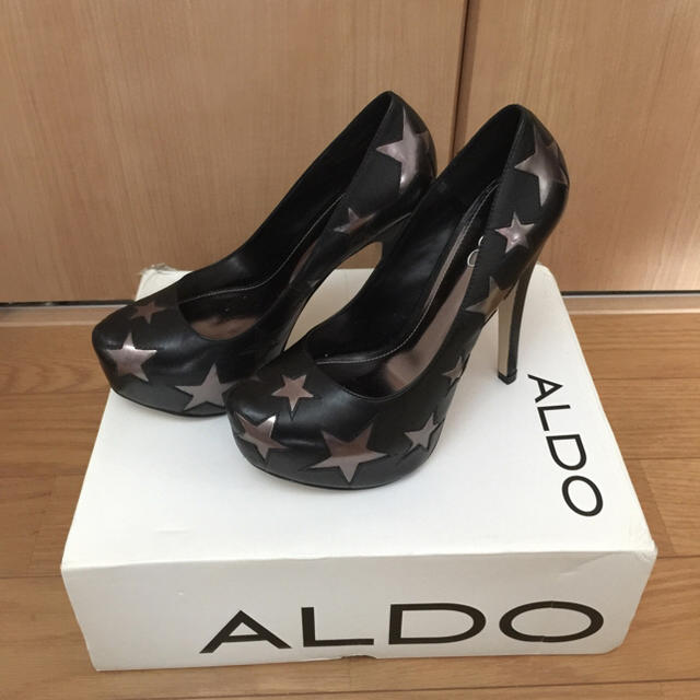 ALDO(アルド)の♡あゆぱん♡様専用 ALDO HAFEN STAR柄ハイヒール レディースの靴/シューズ(ハイヒール/パンプス)の商品写真