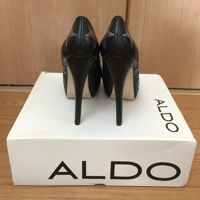 ALDO(アルド)の♡あゆぱん♡様専用 ALDO HAFEN STAR柄ハイヒール レディースの靴/シューズ(ハイヒール/パンプス)の商品写真