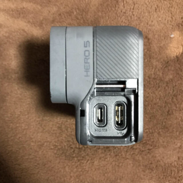 GoPro(ゴープロ)のGoPro 5 (30000円からの最終値下げ) スマホ/家電/カメラのカメラ(コンパクトデジタルカメラ)の商品写真
