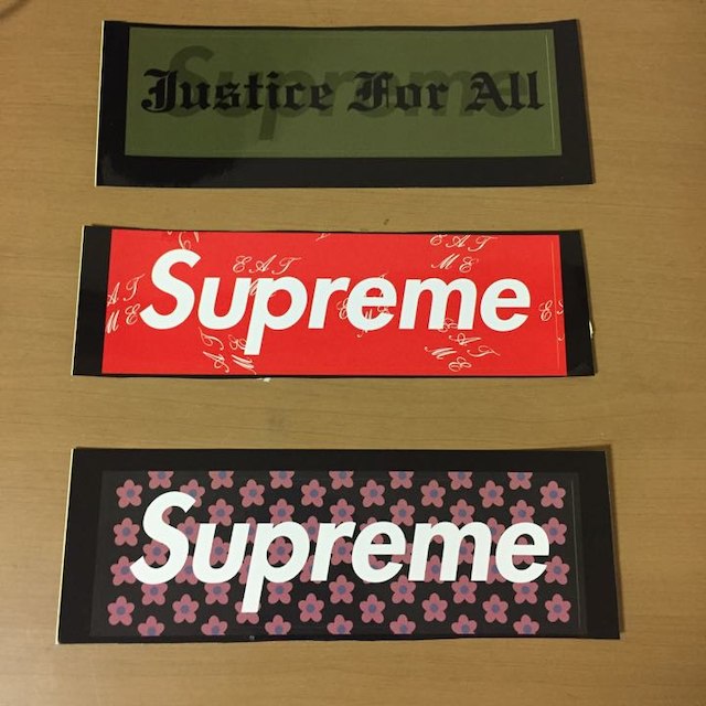 Supreme(シュプリーム)のsupreme ステッカー メンズのトップス(その他)の商品写真