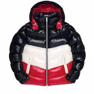 モンクレール(MONCLER)のモンクレールとアトンティックスター(ダウンジャケット)