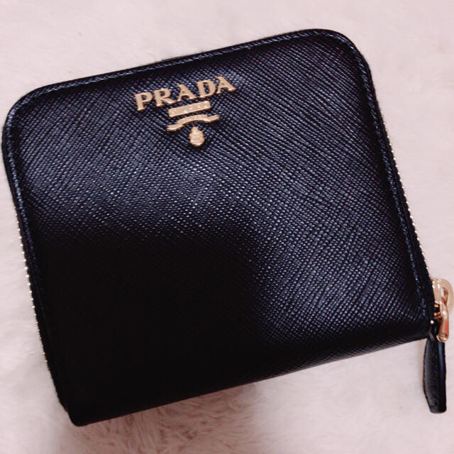 PRADA(プラダ)のプラダ 財布 正規 レディースのファッション小物(財布)の商品写真