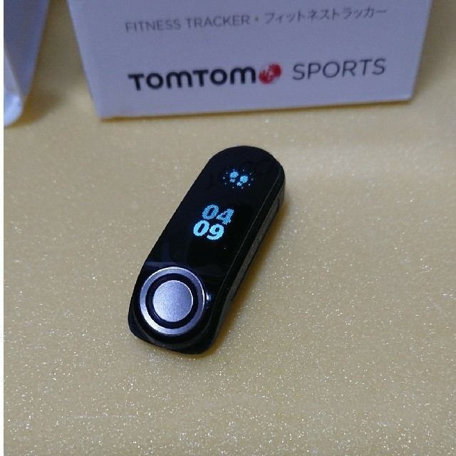 TOMTOM 活動量計 体組成計 TOUCH ﾌｨｯﾄﾈｽﾄﾗｯｶｰ スマホ/家電/カメラの美容/健康(体重計/体脂肪計)の商品写真