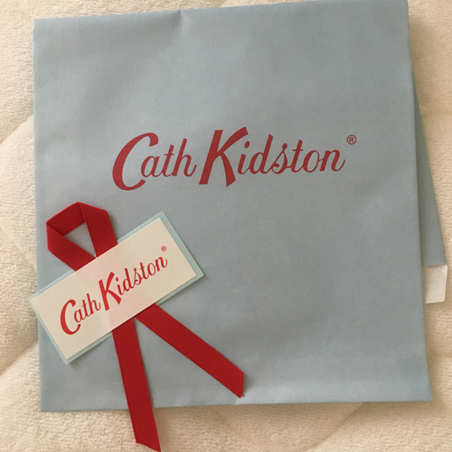 Cath Kidston(キャスキッドソン)のプレゼントに新品♡キャスキッドソン パスケース  レディースのファッション小物(名刺入れ/定期入れ)の商品写真