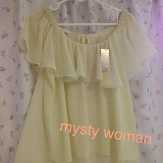 ミスティウーマン(mysty woman)の新品タグ付！mysty woman(シャツ/ブラウス(半袖/袖なし))