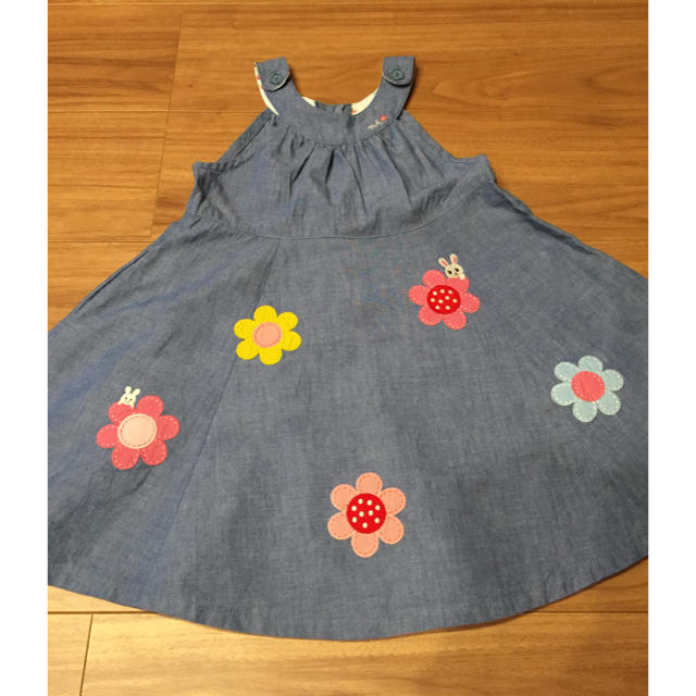 mikihouse(ミキハウス)の【専用】ジャンパースカート2点＋花刺繍ブラウス キッズ/ベビー/マタニティのキッズ服女の子用(90cm~)(ワンピース)の商品写真