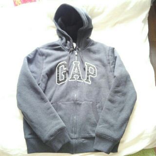 ギャップ(GAP)のGAP　パーカ　メンズ　フリース　未使用　Ｌ　ダークグレー(パーカー)