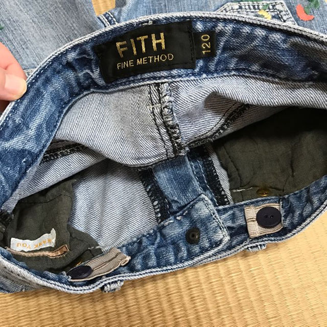 FITH(フィス)のFITH デニム キッズ/ベビー/マタニティのキッズ服女の子用(90cm~)(パンツ/スパッツ)の商品写真