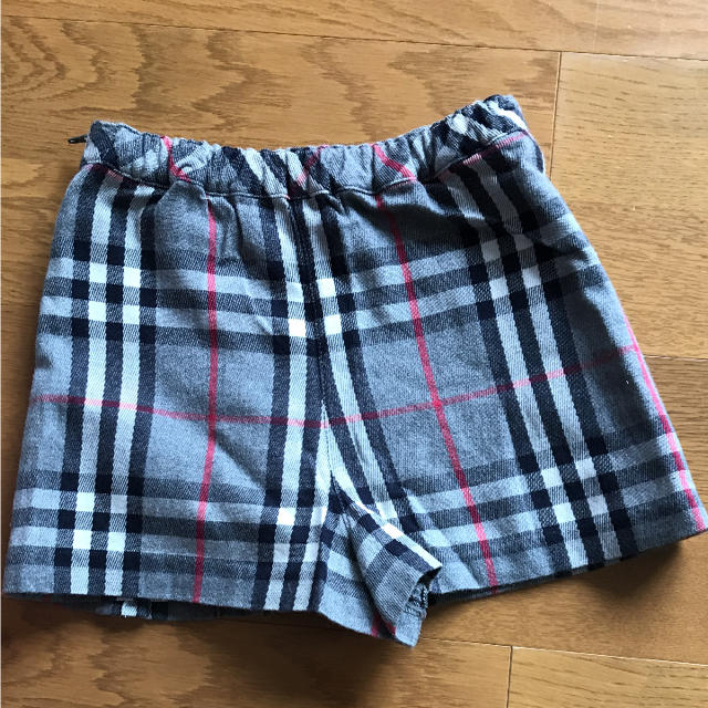 BURBERRY(バーバリー)のバーバリー☆スカート キッズ/ベビー/マタニティのキッズ服女の子用(90cm~)(スカート)の商品写真